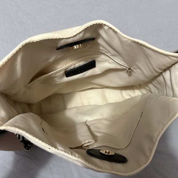 ah-dorned Canvas Guitar Strap Messenger Bag with Vegan  Leather Trim - Picture 3 of 4